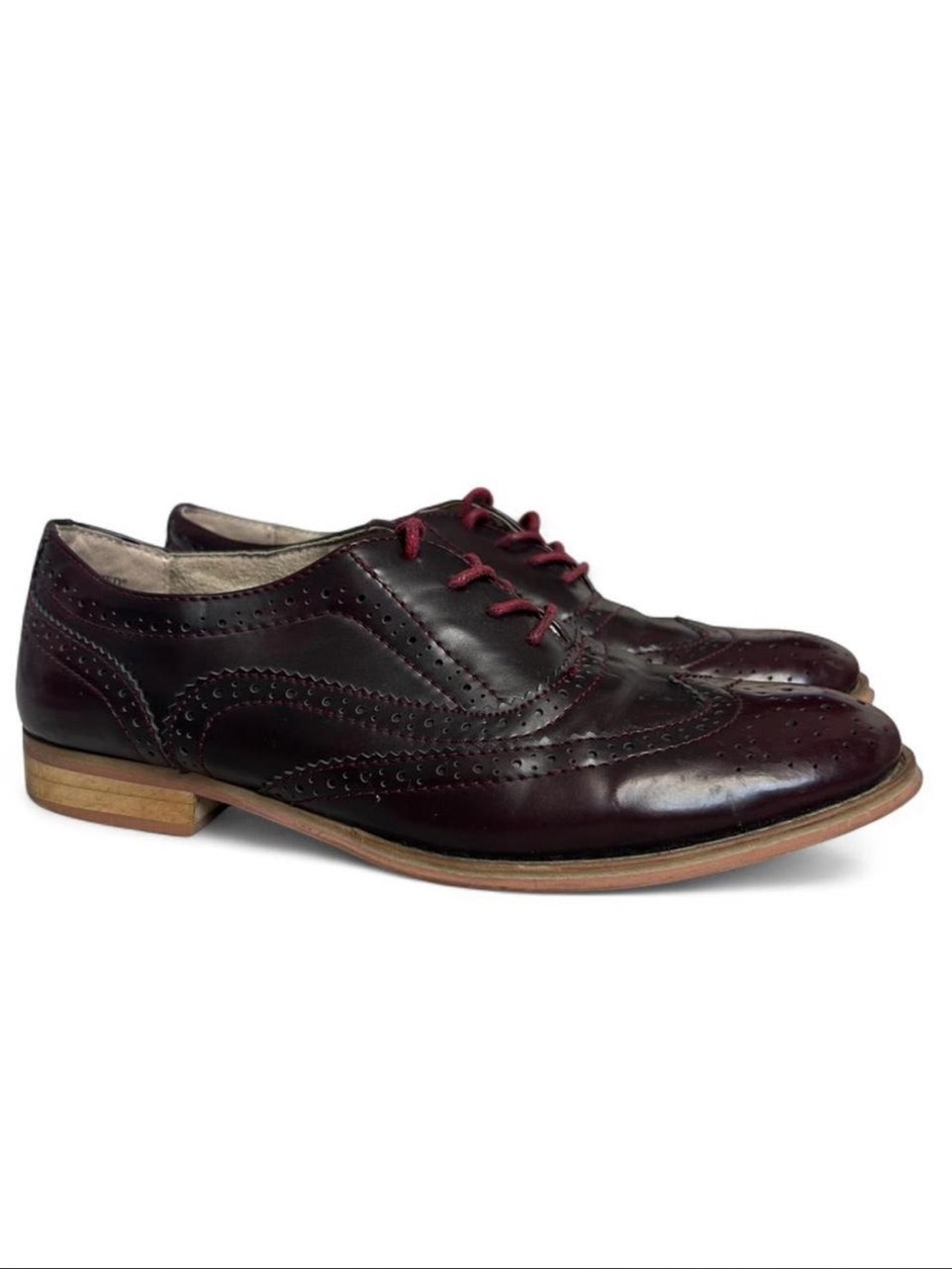 Wanted Burgundy Leather Lace-Up Oxfords